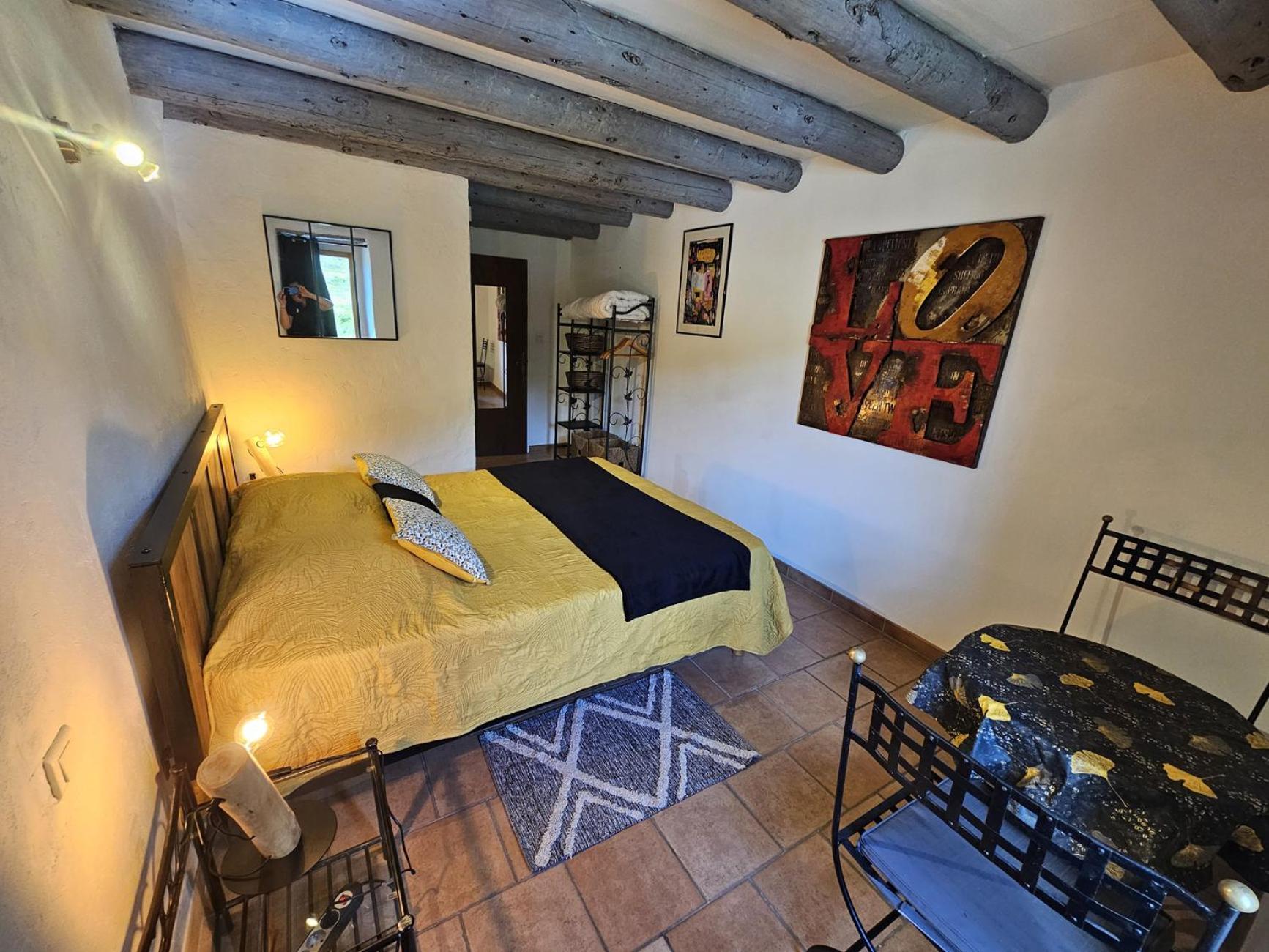 Bed and Breakfast Le Moulin du Temps à Corbés Extérieur photo